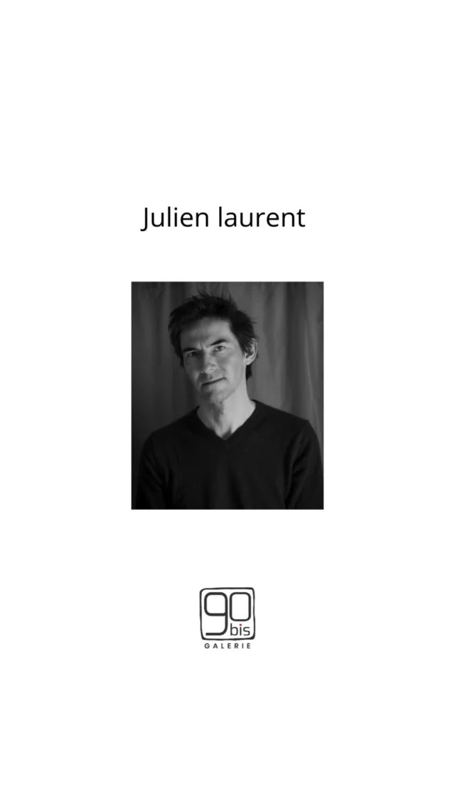 Cela fait déjà plus d'une quinzaines d'années que Julien et son appareil, observateurs pointus de la transformation des nos côtes, fixent ces événements pour toujours. Ne manquez pas "terres éphémères" sur son site www.embruns-photographiques et les 2 vidéos
https://youtu.be/fON5z3FBIAQ
https://youtu.be/WkhKf8HmMy4

@embrunsphotographiques
#erosionlittoral #pointeespagnole
#plagedelembellie #oleron #photography #frenchartist #charentestourisme #nouvelleaquitaine_focus_on #artcontemporainfrançais